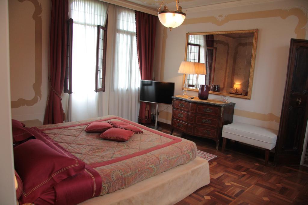 Domus Dotti V Guest House Treviso Zimmer foto