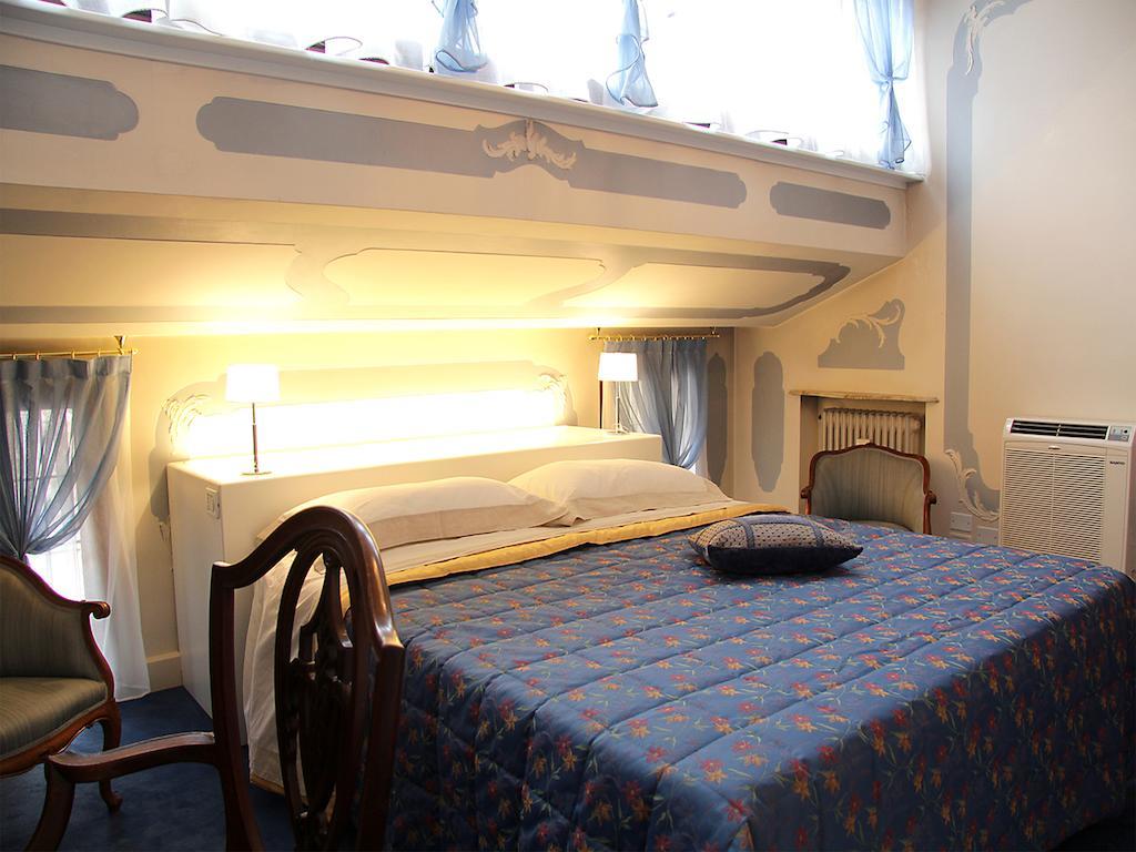 Domus Dotti V Guest House Treviso Zimmer foto