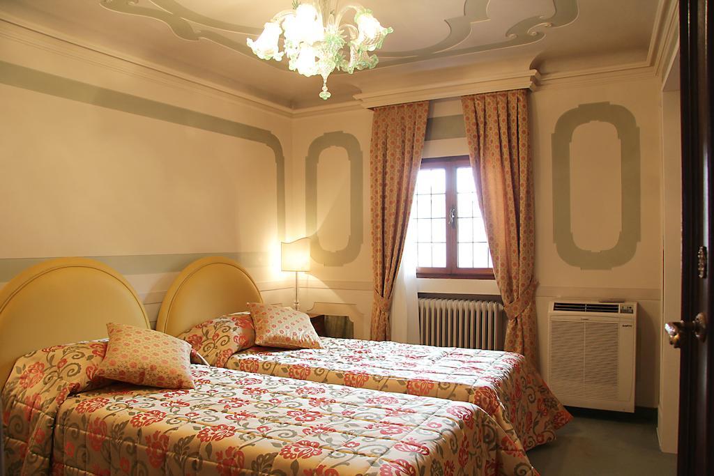 Domus Dotti V Guest House Treviso Exterior foto