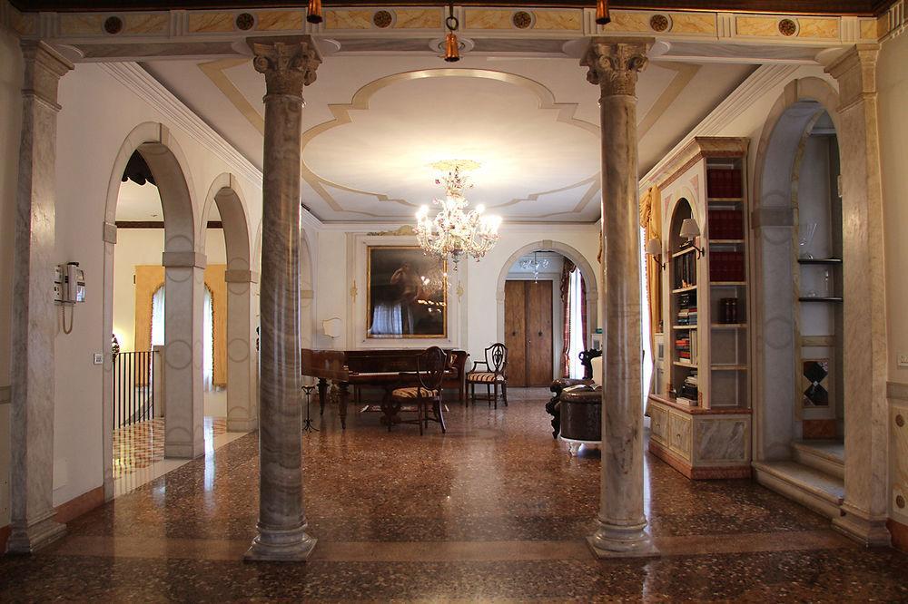 Domus Dotti V Guest House Treviso Exterior foto