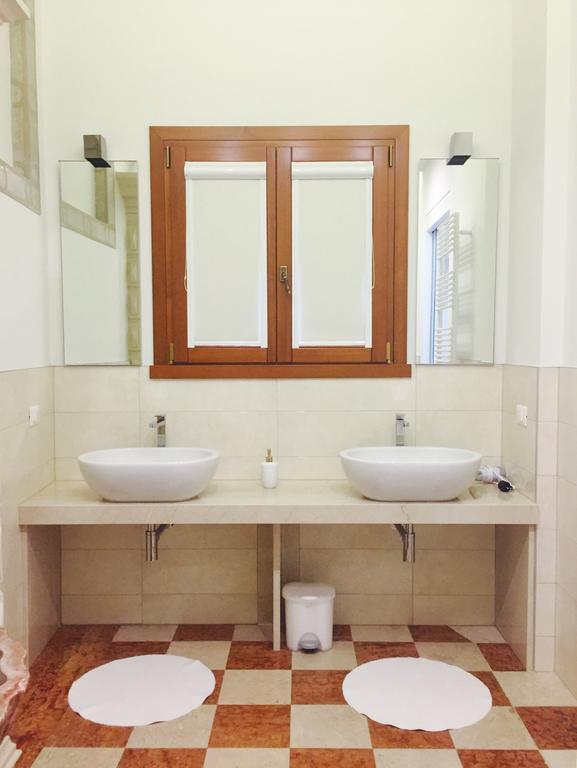 Domus Dotti V Guest House Treviso Exterior foto