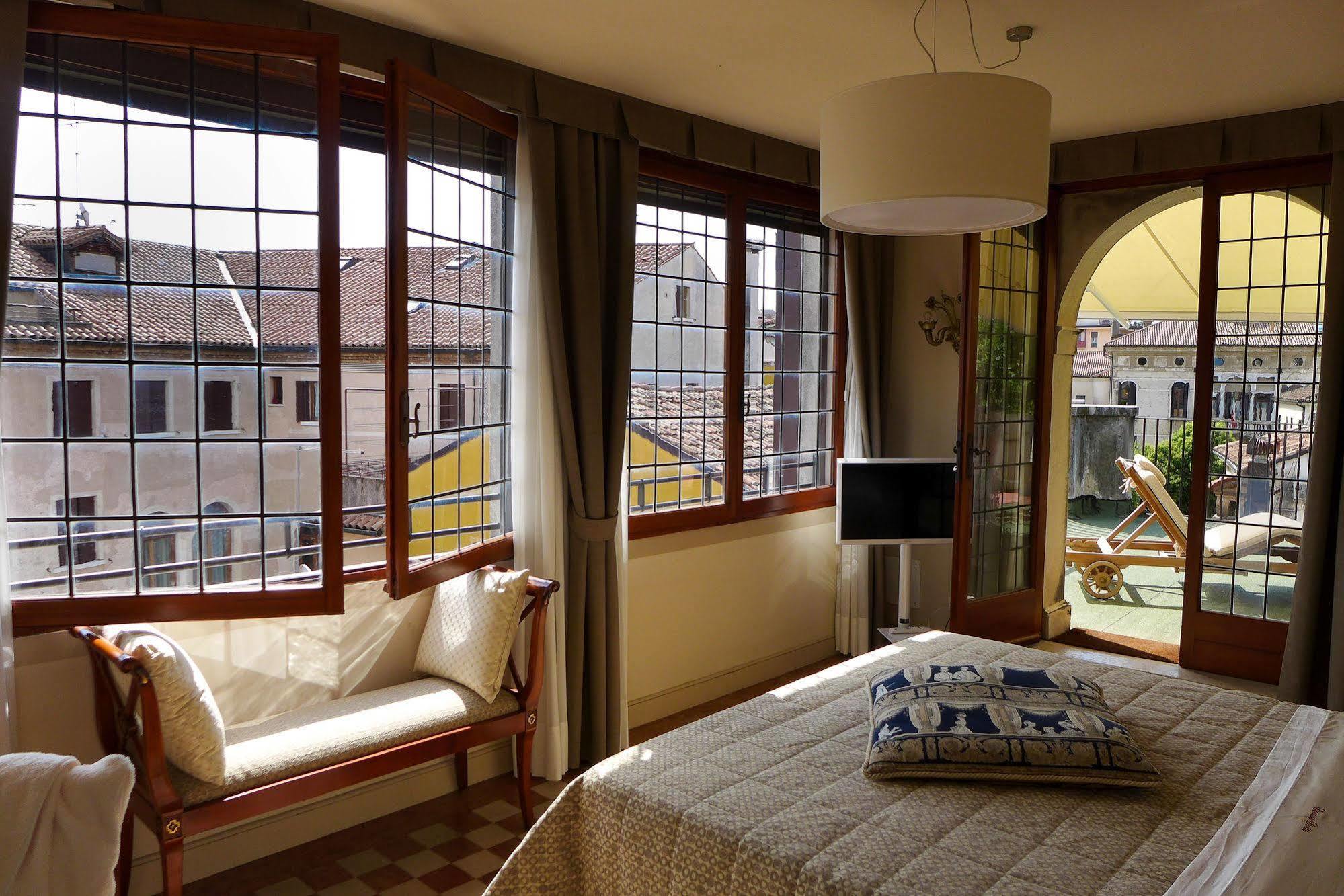 Domus Dotti V Guest House Treviso Exterior foto