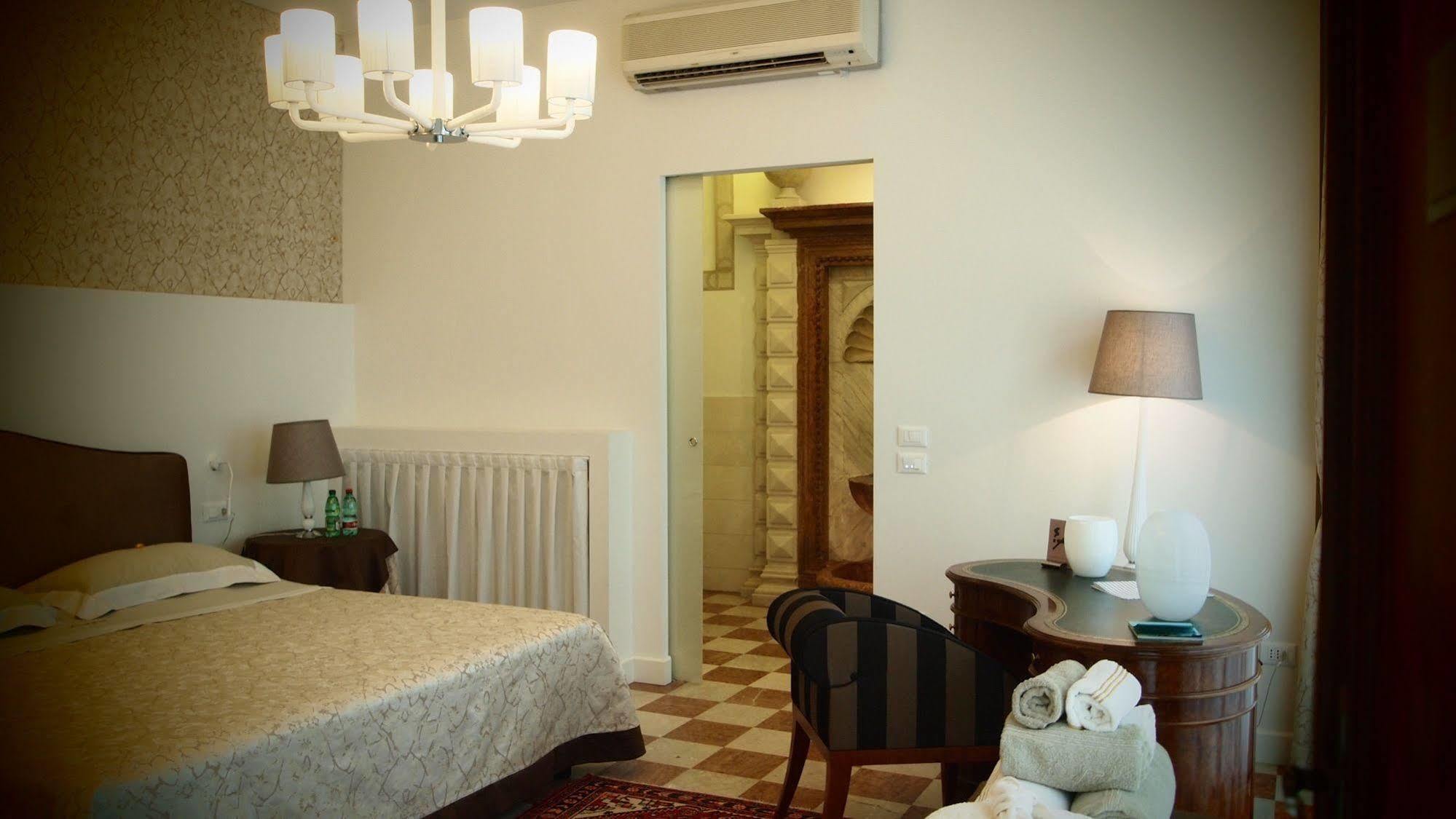 Domus Dotti V Guest House Treviso Exterior foto