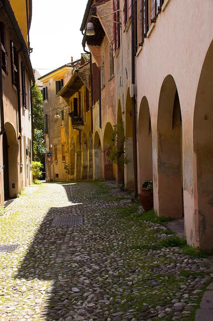Domus Dotti V Guest House Treviso Exterior foto